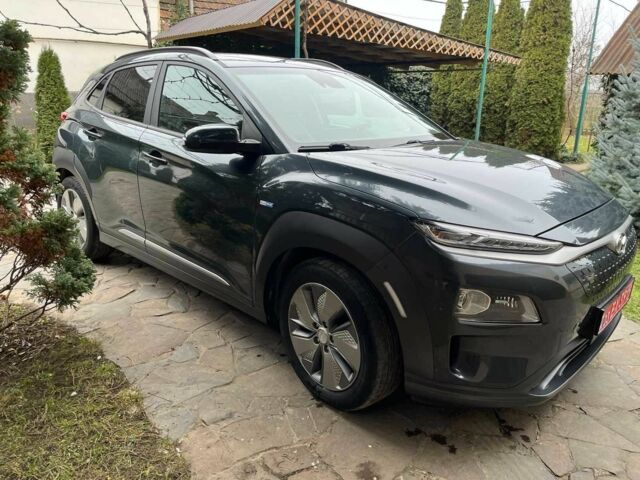 Серый Хендай Другая, объемом двигателя 0 л и пробегом 80 тыс. км за 18900 $, фото 4 на Automoto.ua