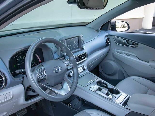 Сірий Хендай Інша, об'ємом двигуна 0 л та пробігом 48 тис. км за 10000 $, фото 7 на Automoto.ua