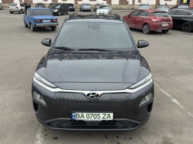 Серый Хендай Другая, объемом двигателя 0 л и пробегом 134 тыс. км за 17500 $, фото 5 на Automoto.ua