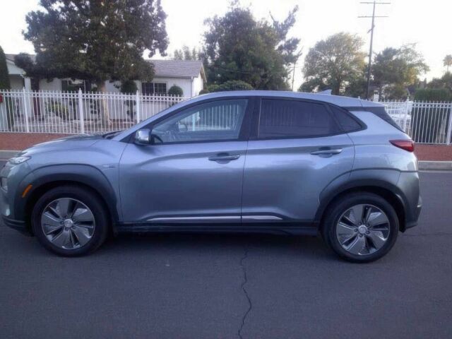 Серый Хендай Другая, объемом двигателя 0 л и пробегом 41 тыс. км за 14500 $, фото 5 на Automoto.ua