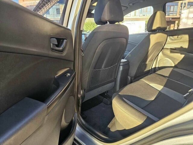 Серый Хендай Другая, объемом двигателя 1.6 л и пробегом 95 тыс. км за 18500 $, фото 10 на Automoto.ua