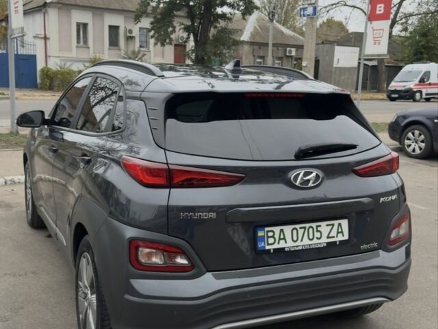 Серый Хендай Другая, объемом двигателя 0 л и пробегом 134 тыс. км за 17500 $, фото 9 на Automoto.ua