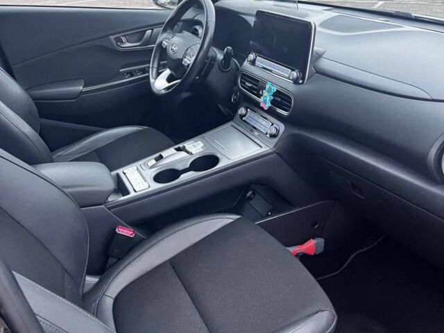 Серый Хендай Другая, объемом двигателя 0 л и пробегом 98 тыс. км за 17700 $, фото 12 на Automoto.ua