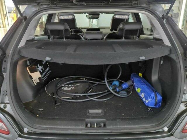 Серый Хендай Другая, объемом двигателя 0 л и пробегом 41 тыс. км за 18116 $, фото 4 на Automoto.ua