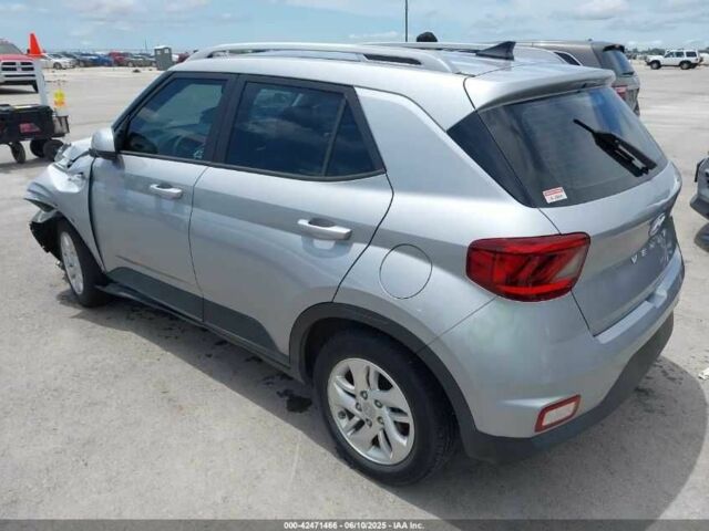 Серый Хендай Другая, объемом двигателя 1.6 л и пробегом 74 тыс. км за 10000 $, фото 5 на Automoto.ua