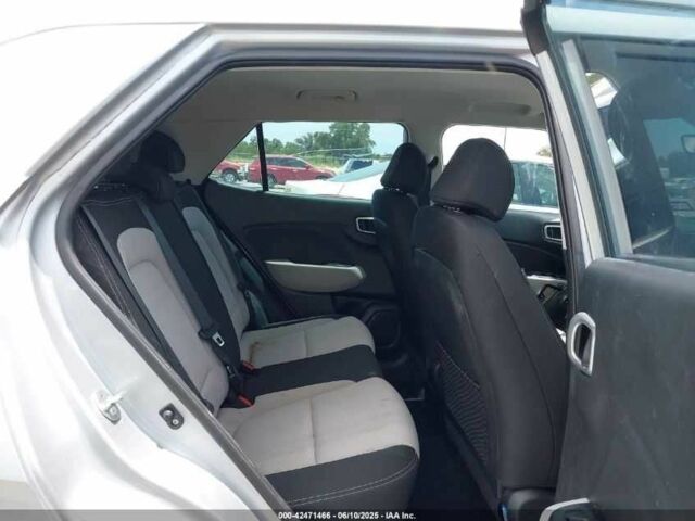 Серый Хендай Другая, объемом двигателя 1.6 л и пробегом 74 тыс. км за 10000 $, фото 6 на Automoto.ua