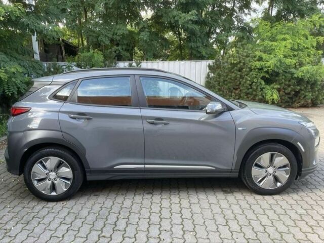 Серый Хендай Другая, объемом двигателя 0 л и пробегом 68 тыс. км за 11200 $, фото 3 на Automoto.ua