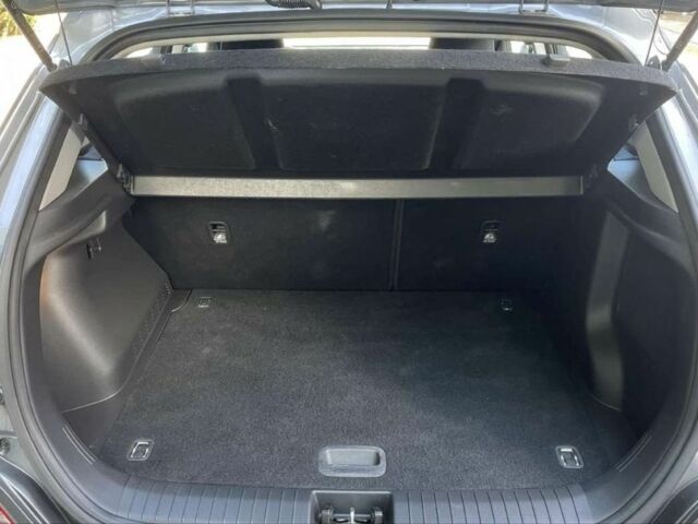 Серый Хендай Другая, объемом двигателя 0 л и пробегом 68 тыс. км за 11200 $, фото 19 на Automoto.ua