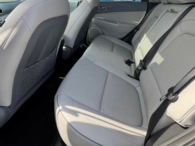 Серый Хендай Другая, объемом двигателя 0 л и пробегом 43 тыс. км за 4500 $, фото 9 на Automoto.ua