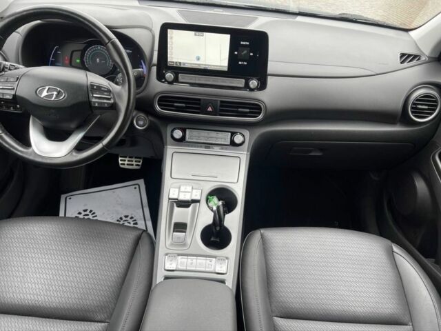 Серый Хендай Другая, объемом двигателя 0 л и пробегом 134 тыс. км за 17500 $, фото 4 на Automoto.ua