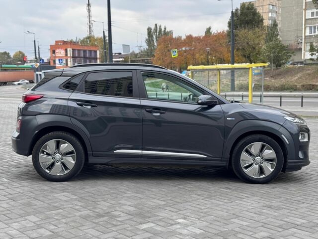 Серый Хендай Другая, объемом двигателя 0 л и пробегом 88 тыс. км за 18700 $, фото 8 на Automoto.ua