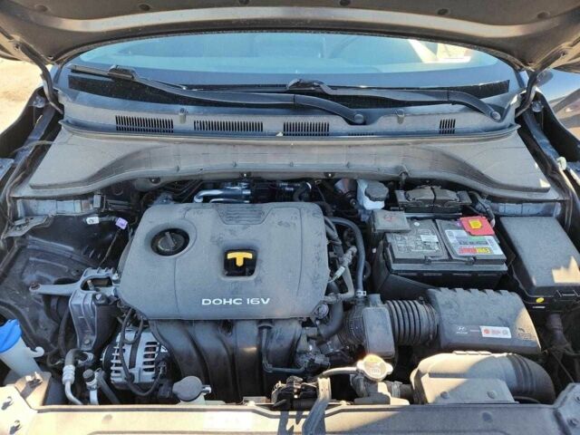 Серый Хендай Другая, объемом двигателя 2 л и пробегом 86 тыс. км за 2500 $, фото 11 на Automoto.ua