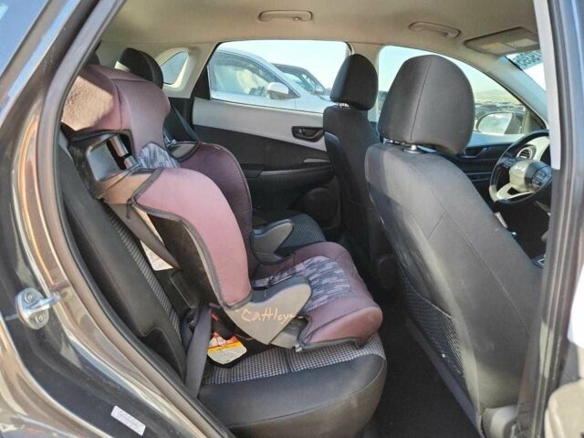 Серый Хендай Другая, объемом двигателя 2 л и пробегом 86 тыс. км за 2500 $, фото 10 на Automoto.ua