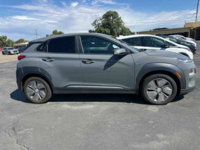 Серый Хендай Другая, объемом двигателя 0 л и пробегом 41 тыс. км за 9700 $, фото 3 на Automoto.ua