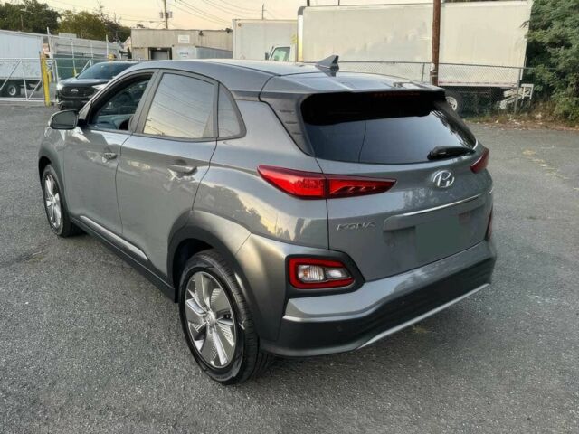 Сірий Хендай Інша, об'ємом двигуна 0 л та пробігом 13 тис. км за 9200 $, фото 7 на Automoto.ua