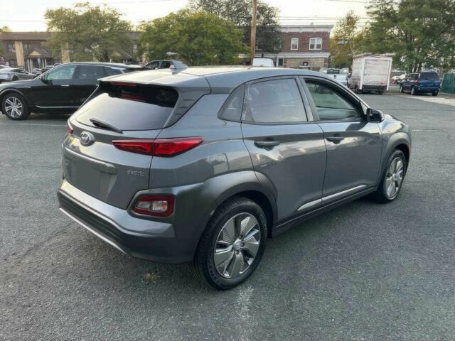 Сірий Хендай Інша, об'ємом двигуна 0 л та пробігом 13 тис. км за 9200 $, фото 5 на Automoto.ua