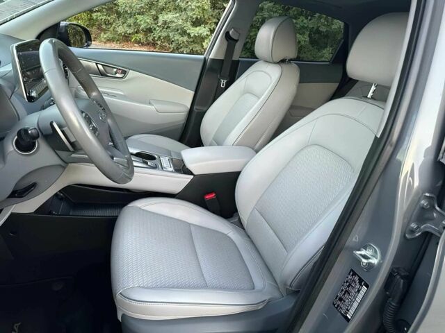 Серый Хендай Другая, объемом двигателя 0 л и пробегом 12 тыс. км за 10000 $, фото 7 на Automoto.ua