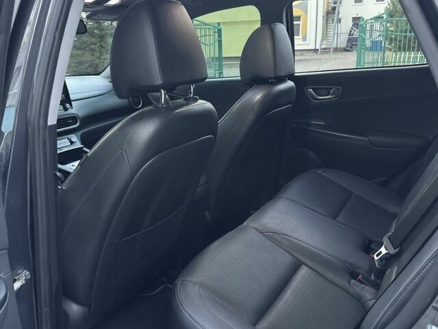 Серый Хендай Другая, объемом двигателя 0 л и пробегом 130 тыс. км за 16999 $, фото 13 на Automoto.ua