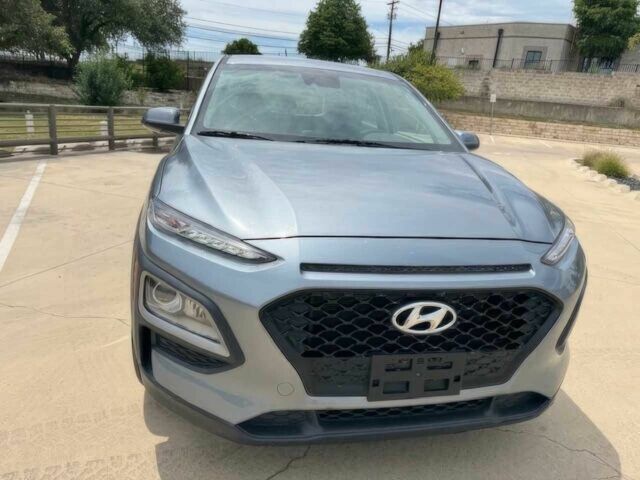 Серый Хендай Другая, объемом двигателя 2 л и пробегом 21 тыс. км за 13200 $, фото 1 на Automoto.ua