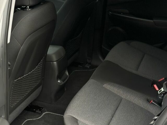 Серый Хендай Другая, объемом двигателя 0 л и пробегом 62 тыс. км за 18700 $, фото 19 на Automoto.ua