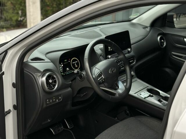 Серый Хендай Другая, объемом двигателя 0 л и пробегом 62 тыс. км за 18700 $, фото 10 на Automoto.ua