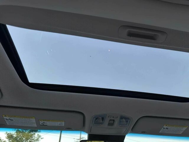 Серый Хендай Другая, объемом двигателя 0 л и пробегом 12 тыс. км за 10000 $, фото 11 на Automoto.ua