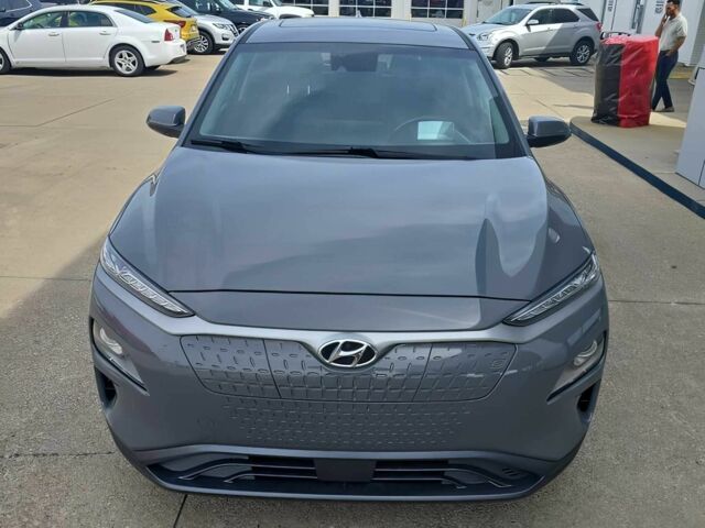 Серый Хендай Другая, объемом двигателя 0 л и пробегом 14 тыс. км за 10000 $, фото 1 на Automoto.ua