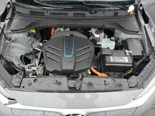 Серый Хендай Другая, объемом двигателя 0 л и пробегом 70 тыс. км за 5900 $, фото 10 на Automoto.ua