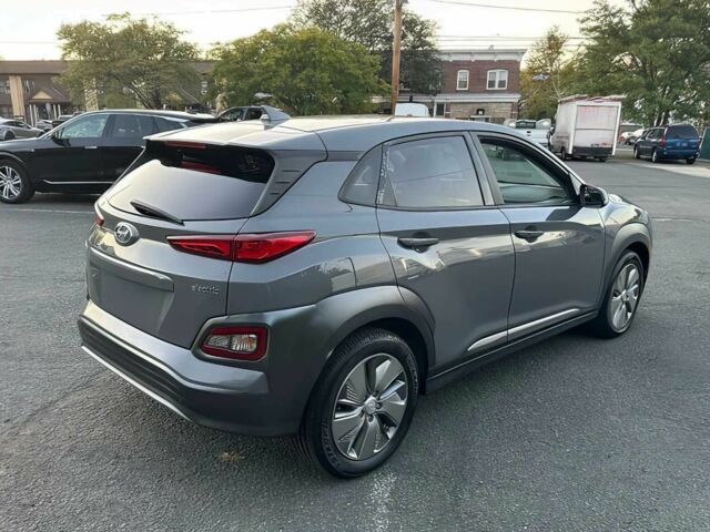 Серый Хендай Другая, объемом двигателя 0 л и пробегом 16 тыс. км за 6000 $, фото 4 на Automoto.ua