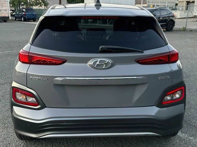 Серый Хендай Другая, объемом двигателя 0 л и пробегом 12 тыс. км за 10000 $, фото 4 на Automoto.ua