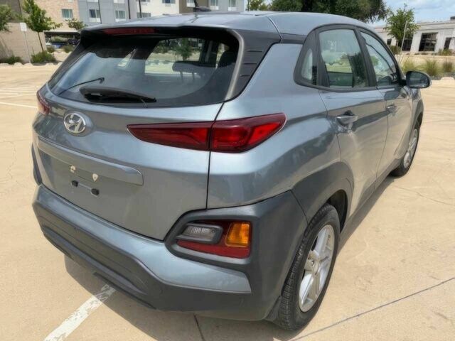 Серый Хендай Другая, объемом двигателя 2 л и пробегом 21 тыс. км за 13200 $, фото 2 на Automoto.ua