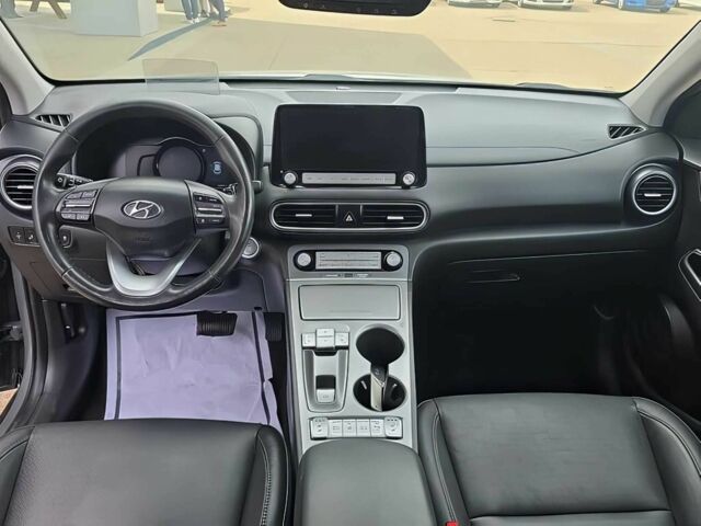 Серый Хендай Другая, объемом двигателя 0 л и пробегом 14 тыс. км за 10000 $, фото 7 на Automoto.ua