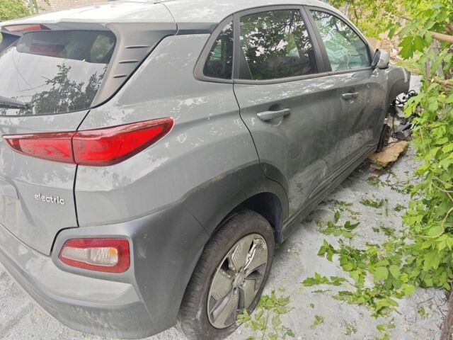 Сірий Хендай Інша, об'ємом двигуна 0 л та пробігом 40 тис. км за 4600 $, фото 4 на Automoto.ua