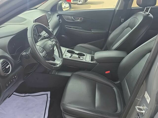 Серый Хендай Другая, объемом двигателя 0 л и пробегом 14 тыс. км за 10000 $, фото 6 на Automoto.ua