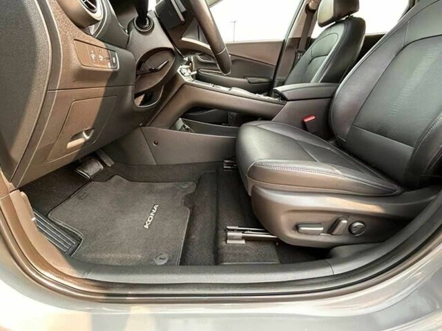 Серый Хендай Другая, объемом двигателя 0 л и пробегом 16 тыс. км за 16800 $, фото 8 на Automoto.ua