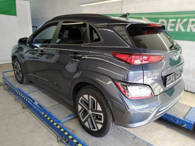 Серый Хендай Другая, объемом двигателя 0 л и пробегом 25 тыс. км за 17543 $, фото 2 на Automoto.ua