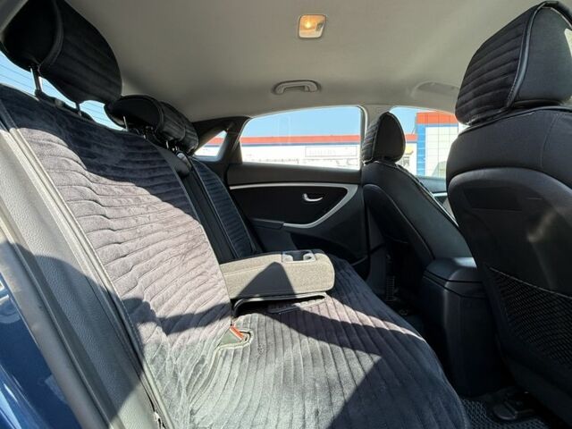 Синий Хендай Другая, объемом двигателя 2 л и пробегом 180 тыс. км за 8600 $, фото 7 на Automoto.ua