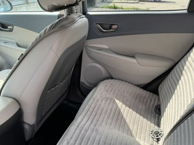 Синій Хендай Інша, об'ємом двигуна 0 л та пробігом 101 тис. км за 17000 $, фото 6 на Automoto.ua