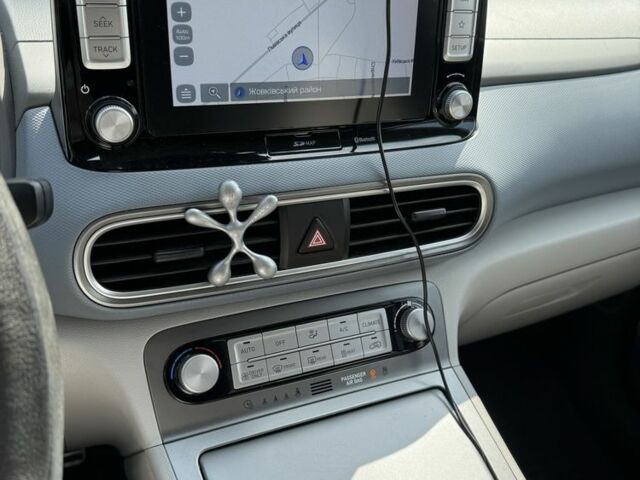 Синій Хендай Інша, об'ємом двигуна 0 л та пробігом 101 тис. км за 17000 $, фото 2 на Automoto.ua