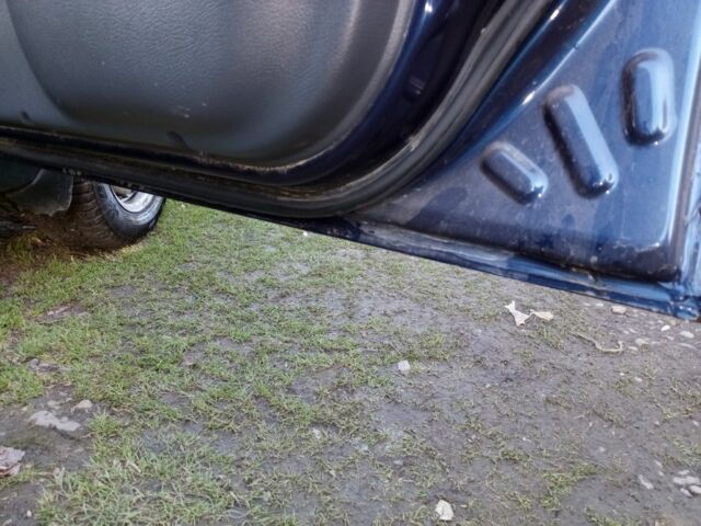 Синий Хендай Другая, объемом двигателя 5 л и пробегом 140 тыс. км за 1600 $, фото 14 на Automoto.ua