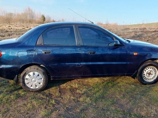 Синий Хендай Другая, объемом двигателя 5 л и пробегом 140 тыс. км за 1600 $, фото 11 на Automoto.ua