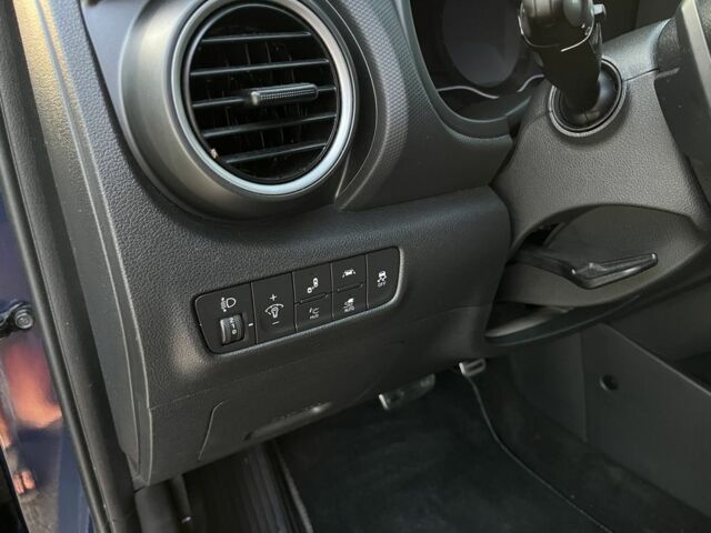 Синий Хендай Другая, объемом двигателя 0 л и пробегом 81 тыс. км за 17900 $, фото 20 на Automoto.ua