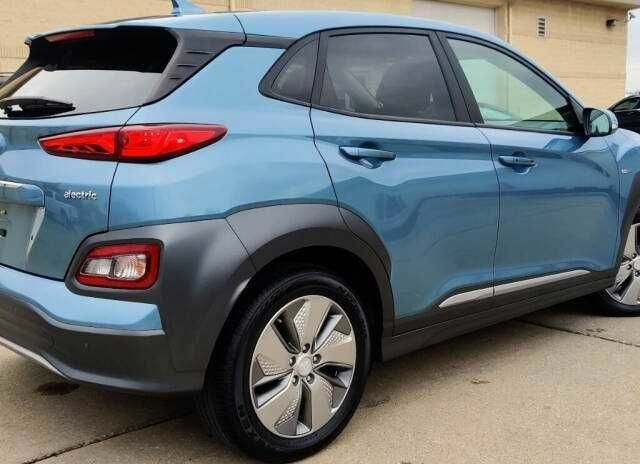 Синий Хендай Другая, объемом двигателя 0 л и пробегом 65 тыс. км за 4500 $, фото 4 на Automoto.ua