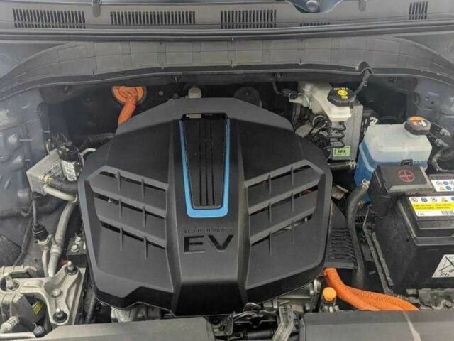Синий Хендай Другая, объемом двигателя 0 л и пробегом 33 тыс. км за 14700 $, фото 6 на Automoto.ua
