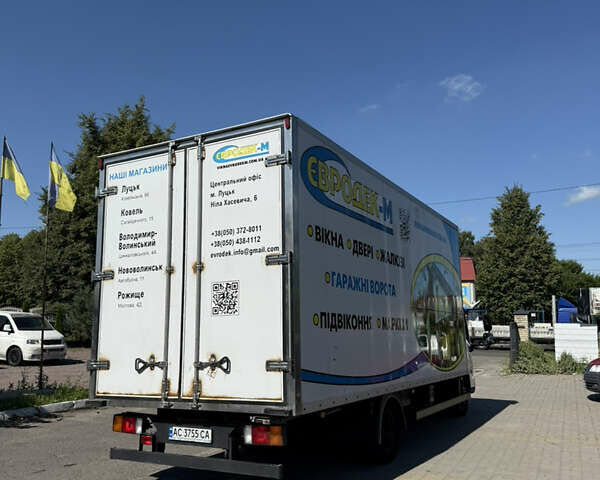 Белый Хендай EX8, объемом двигателя 3.93 л и пробегом 80 тыс. км за 28000 $, фото 5 на Automoto.ua
