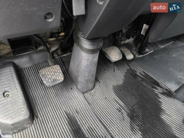 Хендай EX8 2018 у Полтаві на Automoto.ua Білий Хендай EX8, об'ємом двигуна 3.93 л та пробігом 201 тис. км за 27000 $, фото 20 на Automoto.ua