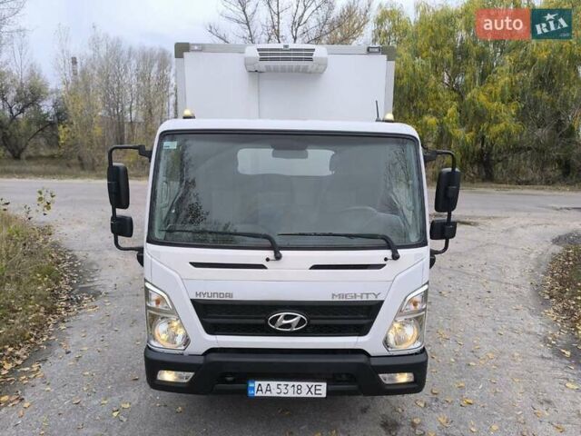 Хендай EX8 2018 у Полтаві на Automoto.ua Білий Хендай EX8, об'ємом двигуна 3.93 л та пробігом 201 тис. км за 27000 $, фото 29 на Automoto.ua
