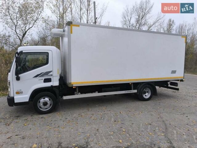 Хендай EX8 2018 у Полтаві на Automoto.ua Білий Хендай EX8, об'ємом двигуна 3.93 л та пробігом 201 тис. км за 27000 $, фото 19 на Automoto.ua