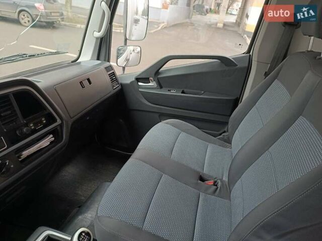 Білий Хендай EX8, об'ємом двигуна 3.93 л та пробігом 201 тис. км за 29800 $, фото 7 на Automoto.ua