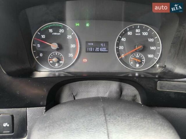 Хендай EX8 2018 у Полтаві на Automoto.ua Білий Хендай EX8, об'ємом двигуна 3.93 л та пробігом 201 тис. км за 27000 $, фото 37 на Automoto.ua